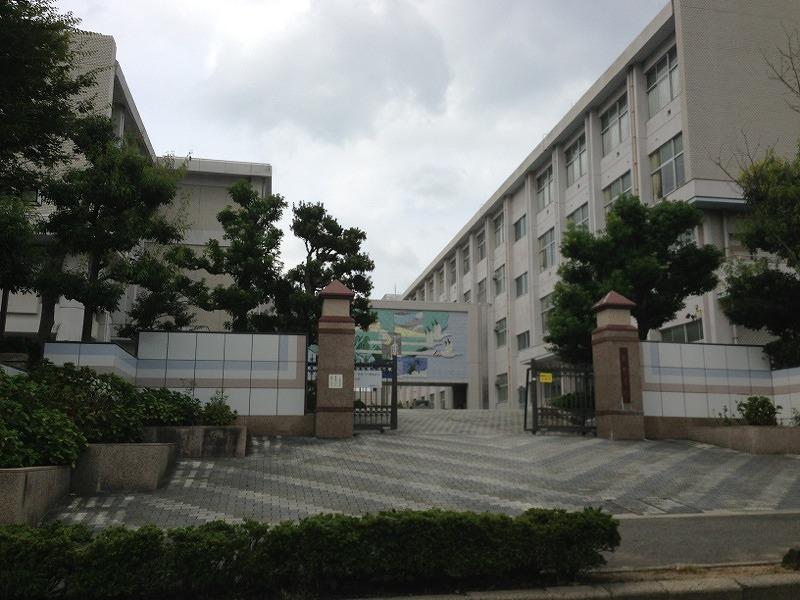 Junior high school. Miyoshi City Tatsukita until junior high school 953m