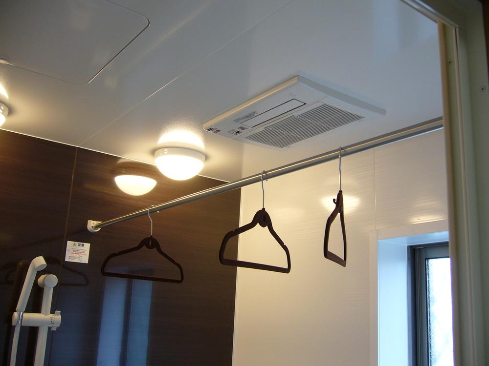 Other Equipment. Bathroom of worry on a rainy day heating dryer (same specifications)