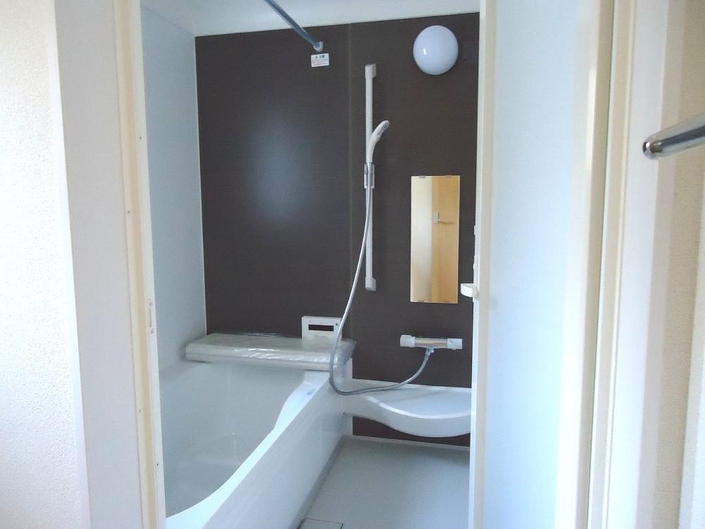 Bathroom. Indoor (12 May 2013) Shooting