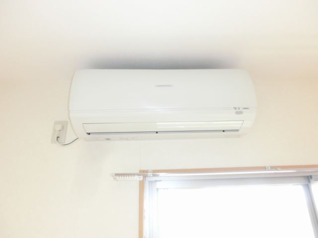 Other Equipment. Wash basin with storage