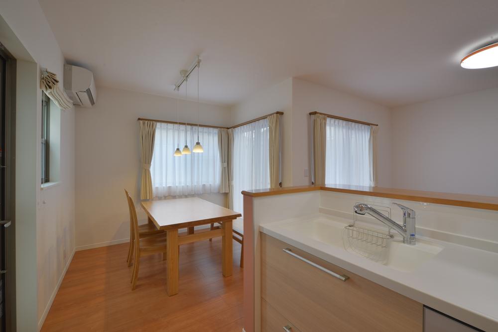 Other introspection. (No. 5 place House) kitchen, dining Site (July 18, 2013) Shooting