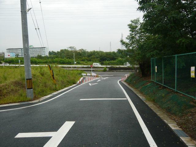 Local photos, including front road. Local (August 2013) Shooting