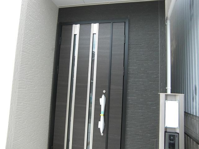 Other. Entrance finished image Entrance door of the electrical locking smart control keys mounted!