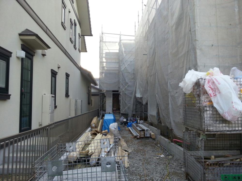 Local appearance photo. 7 Building