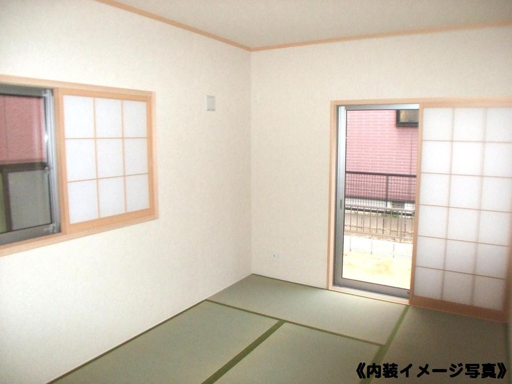 Same specifications photos (Other introspection)