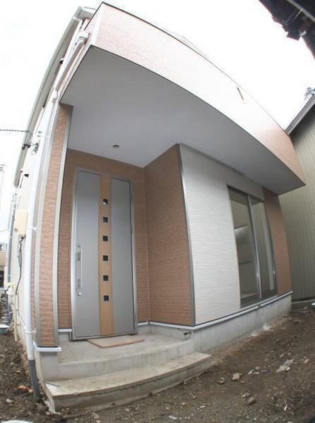 Local appearance photo