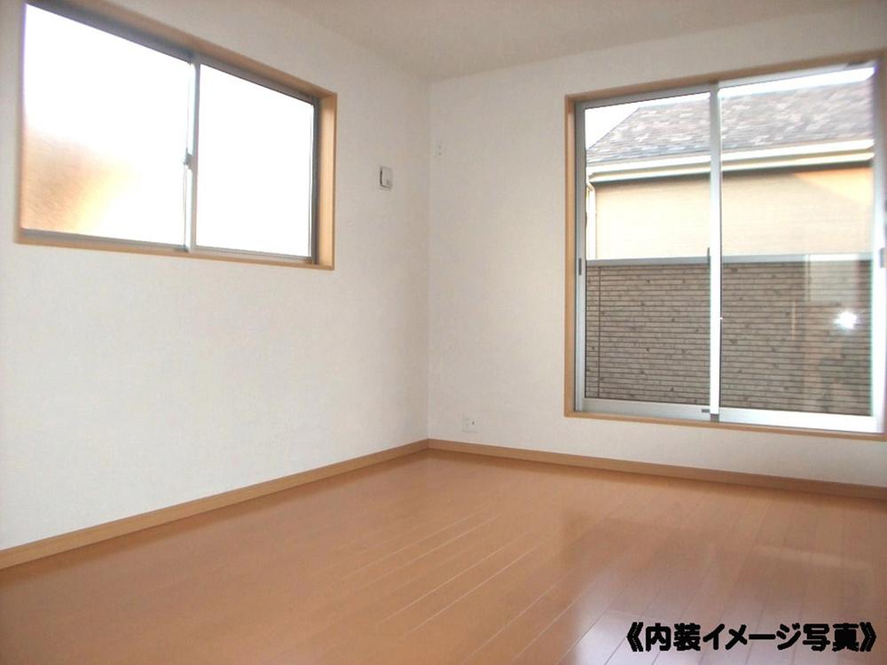 Same specifications photos (Other introspection)