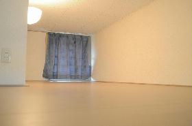 Receipt. It is a photograph of the same type of room.