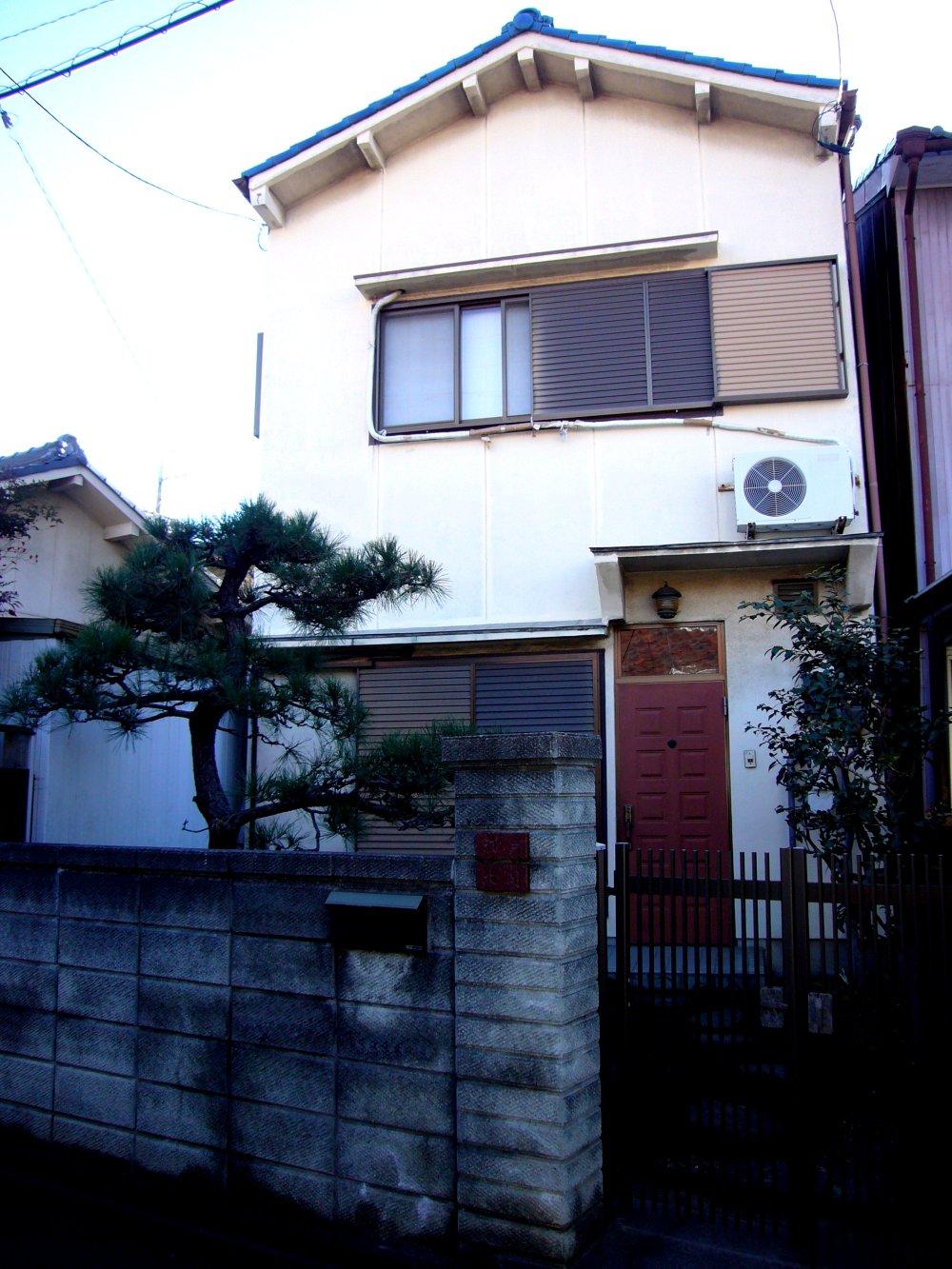 Local appearance photo. Local (January 2015) Shooting