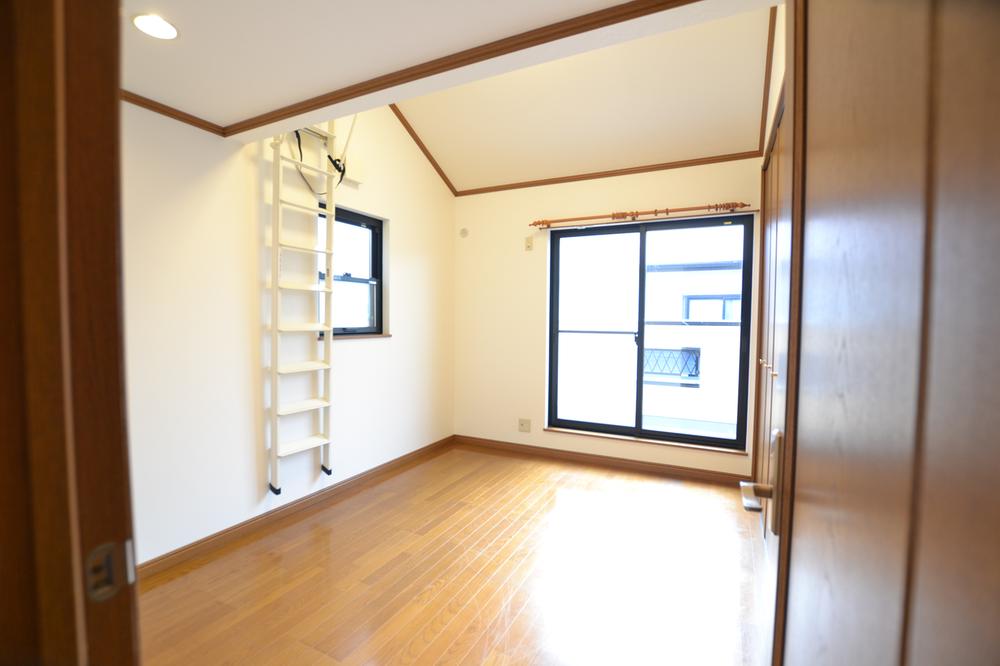 Garden. 2013, December 4, 2009 shooting