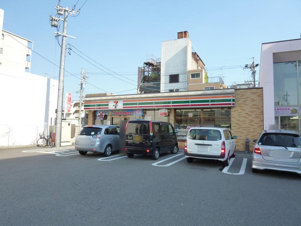 Convenience store. seven Eleven 758m to Nagoya fourth wheel 2-chome