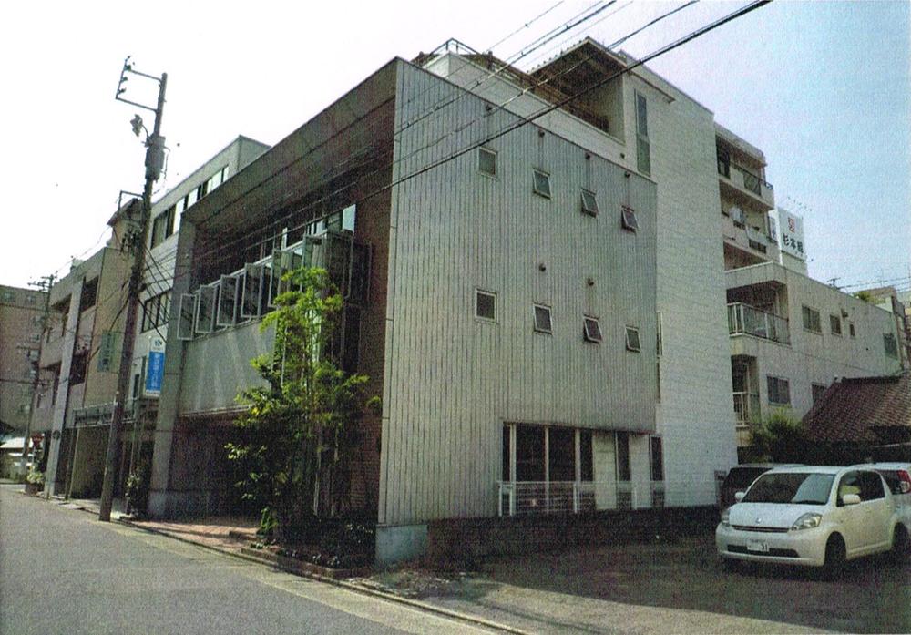 Local photos, including front road