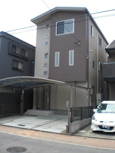 Local appearance photo. Local (July 2013) Shooting