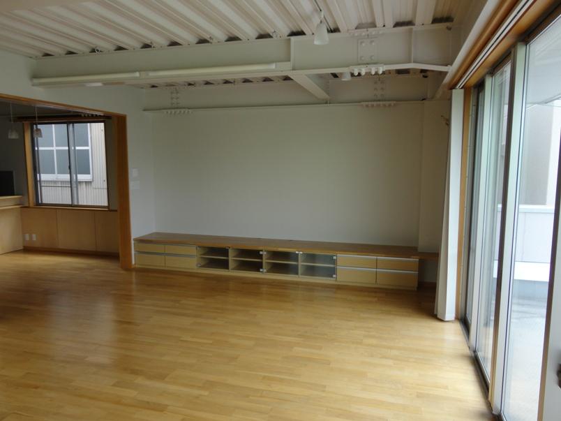 Living. Second floor of the living (Russia - with board)