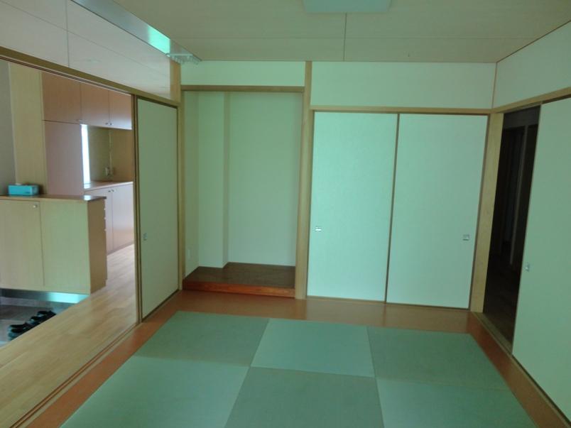 Non-living room. First floor Japanese-style room