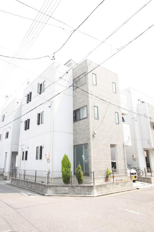 Local appearance photo. Local appearance (May 26, 2013 shooting)