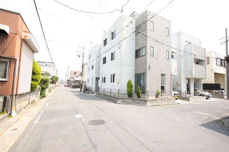 Local appearance photo. Local appearance (May 26, 2013 shooting)