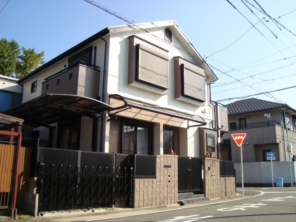 Local appearance photo