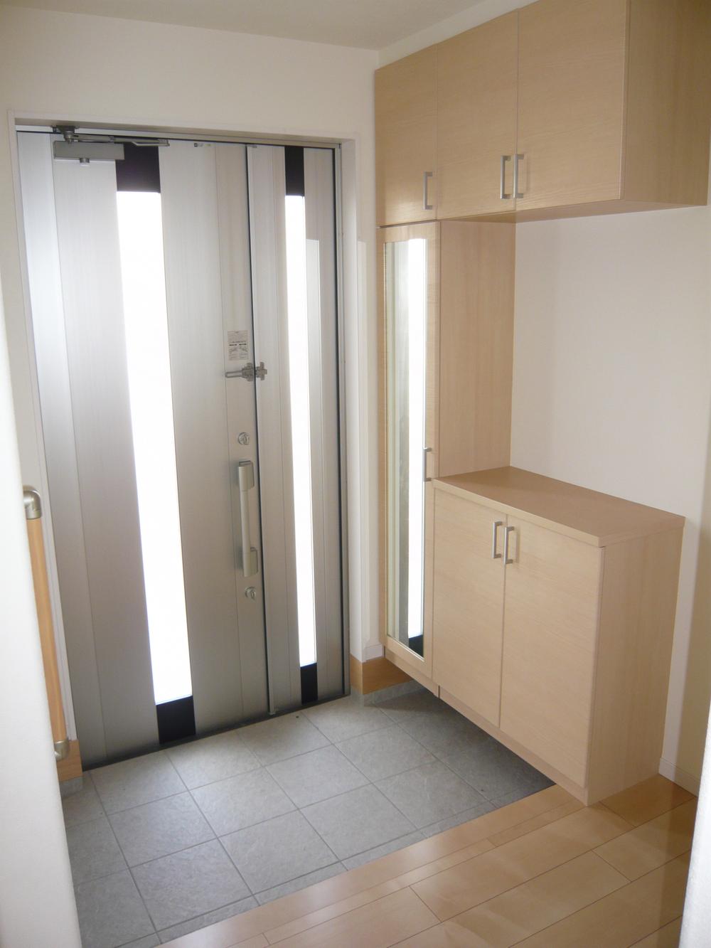 Entrance. Local (11 May 2013) Shooting