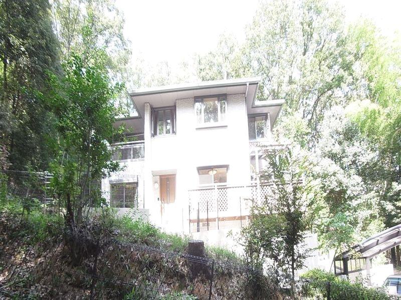 Local appearance photo. Local (10 May 2013) Shooting