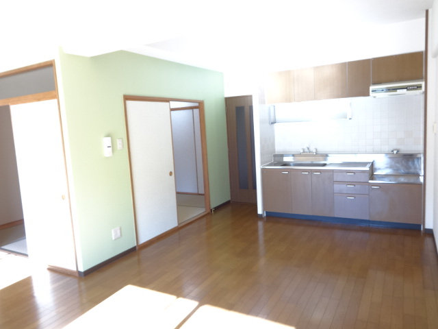Living and room