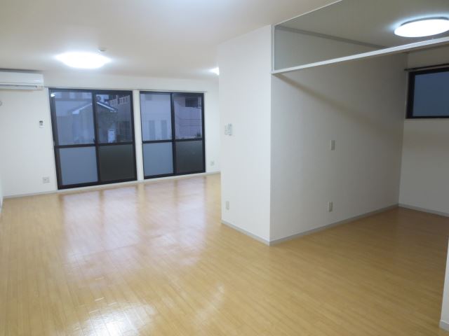 Living and room