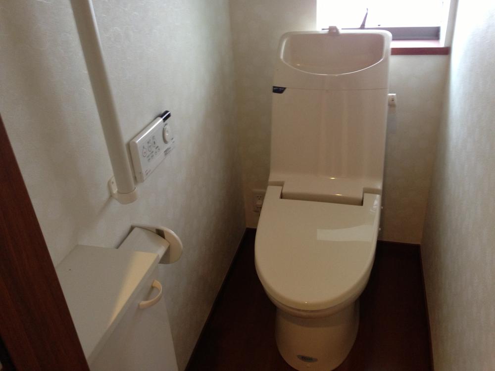 Toilet. Room (August 2013) Shooting