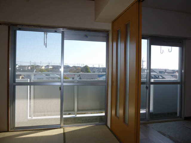 Living and room