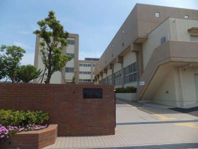 Junior high school. Municipal Kaminokura until junior high school (junior high school) 2100m
