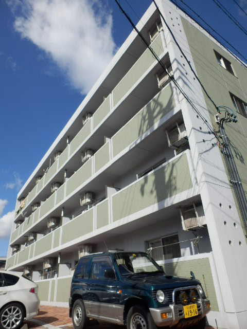 Building appearance. ☆ Stylish designer property ☆