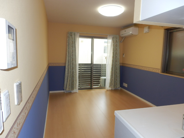 Living and room