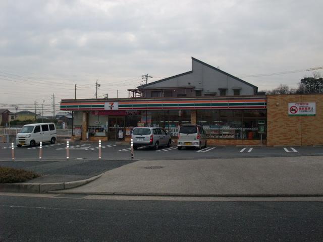 Convenience store. 474m to Seven-Eleven Nagoya Matahachi Yamaten