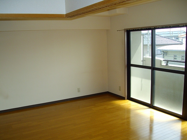 Living and room. After all, it's a good flooring Even I'm also attached floor heating.