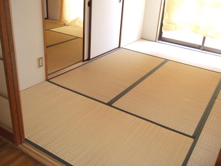 Living and room