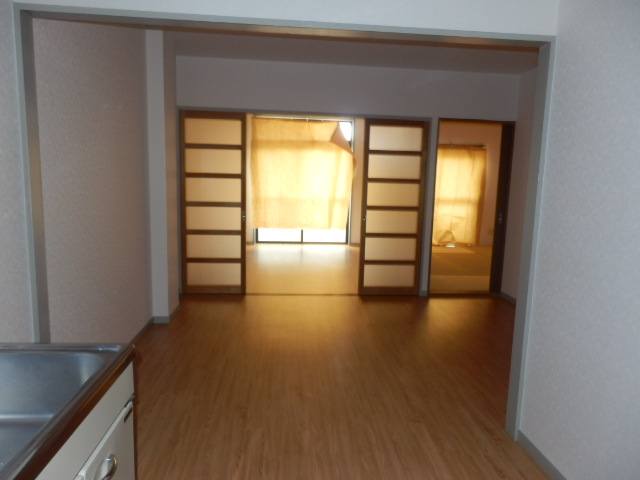 Living and room