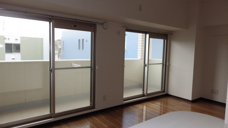 Living and room