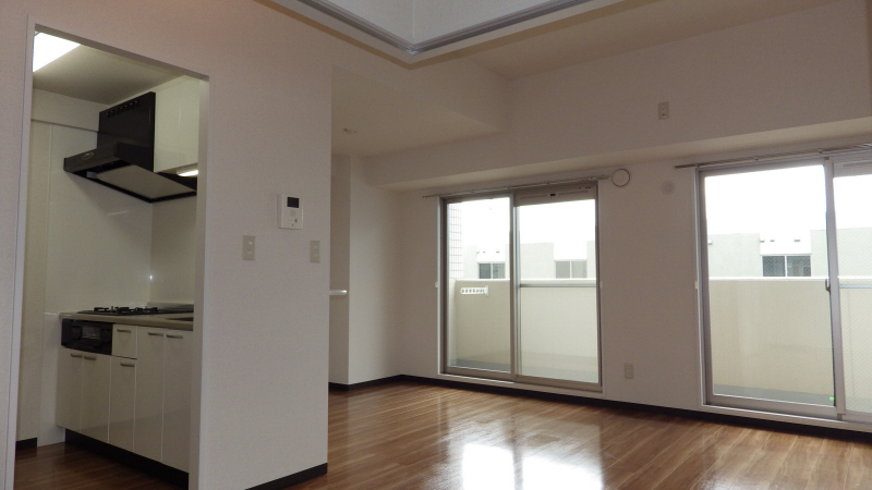 Living and room