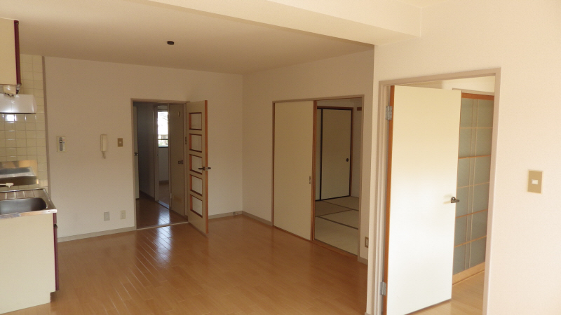 Living and room