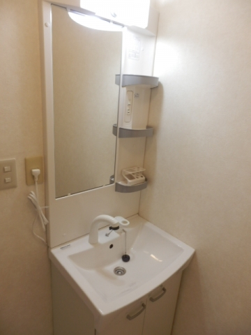 Washroom. ☆ There and convenient shampoo dresser type ☆