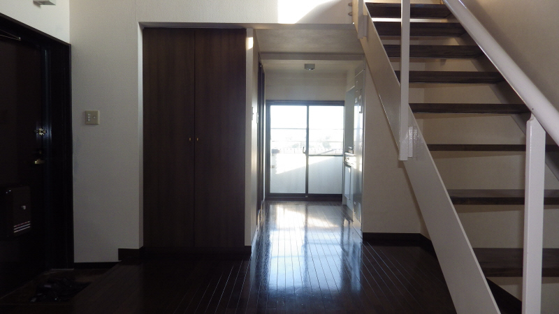 Living and room