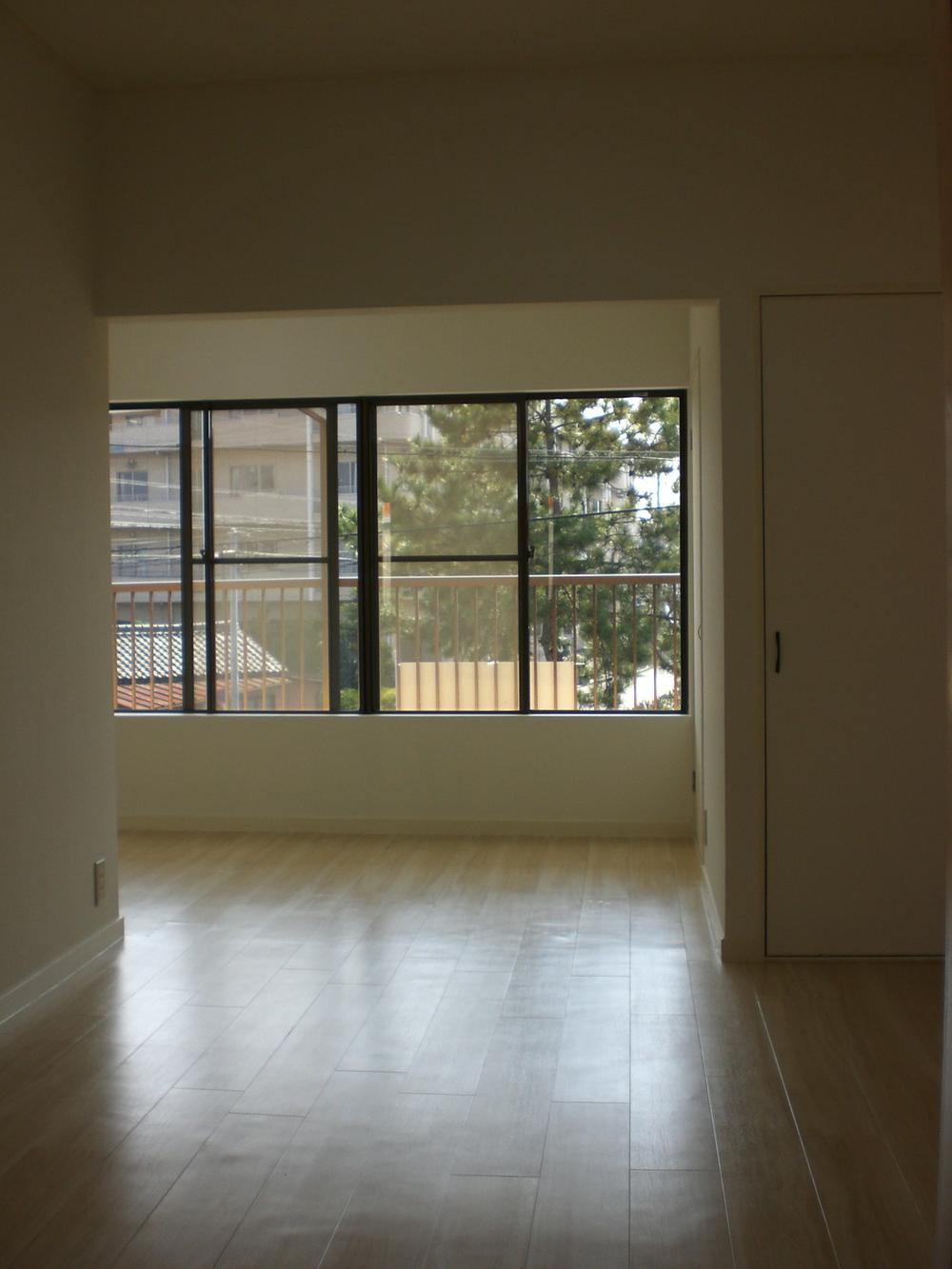 Non-living room. floor ・ Pre-wall renovation