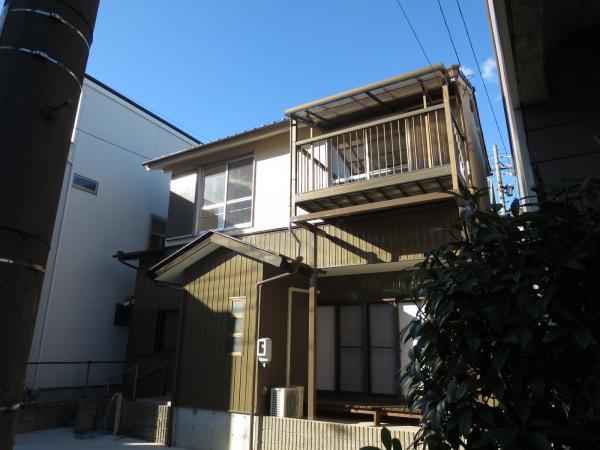 Local appearance photo. We have outer wall paint.