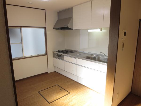 Living. We have cross-re-covering.