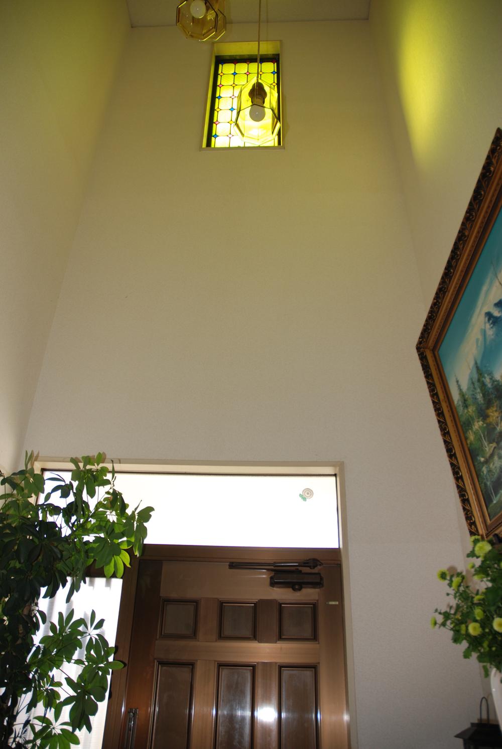 Entrance. Indoor (11 May 2013) Shooting