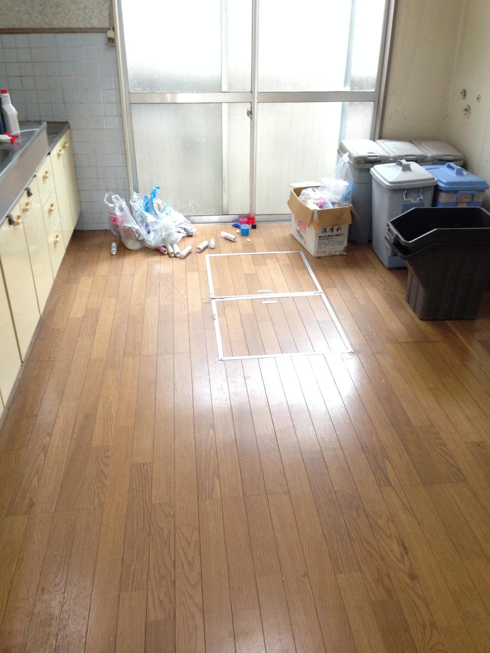 Living. Indoor (12 May 2013) Shooting