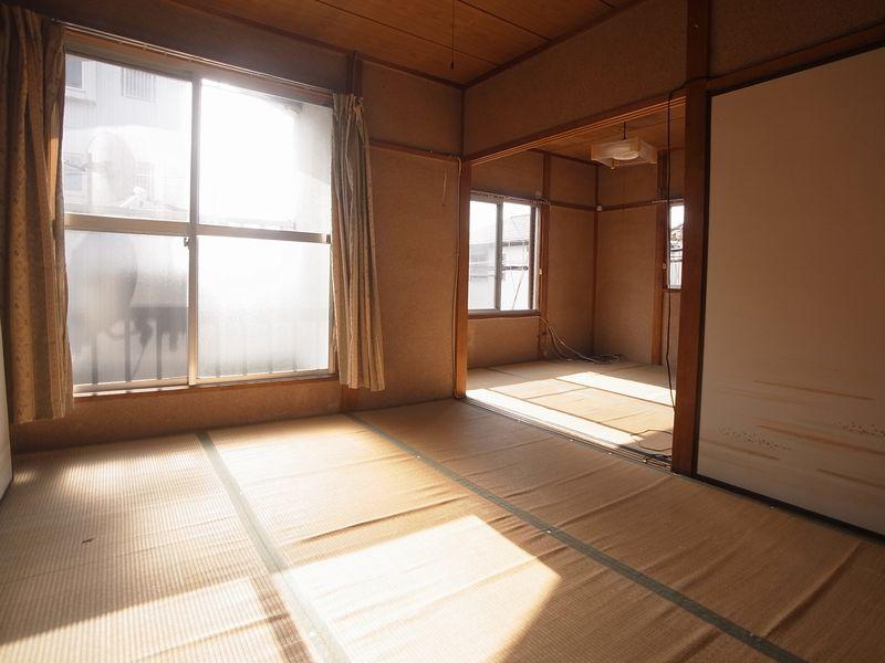 Non-living room. Indoor (11 May 2013) Shooting