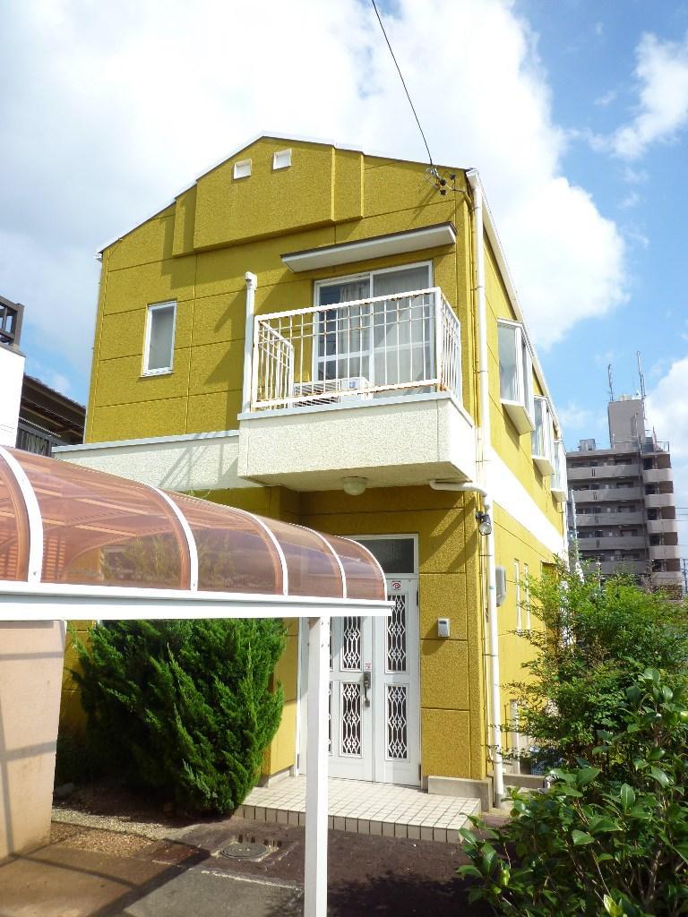 Local appearance photo. Local (September 2012) shooting