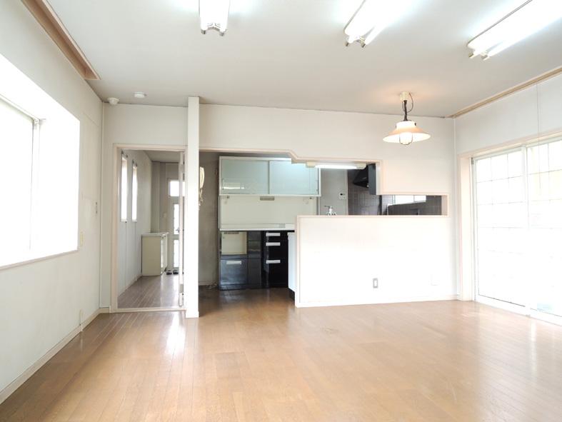 Living. Indoor (September 2013) Shooting