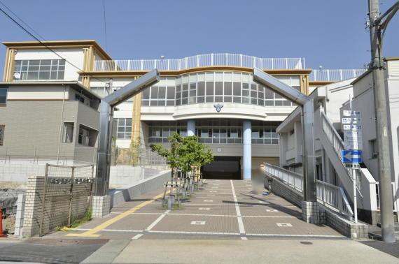 Primary school. Your 剱小 700m to school