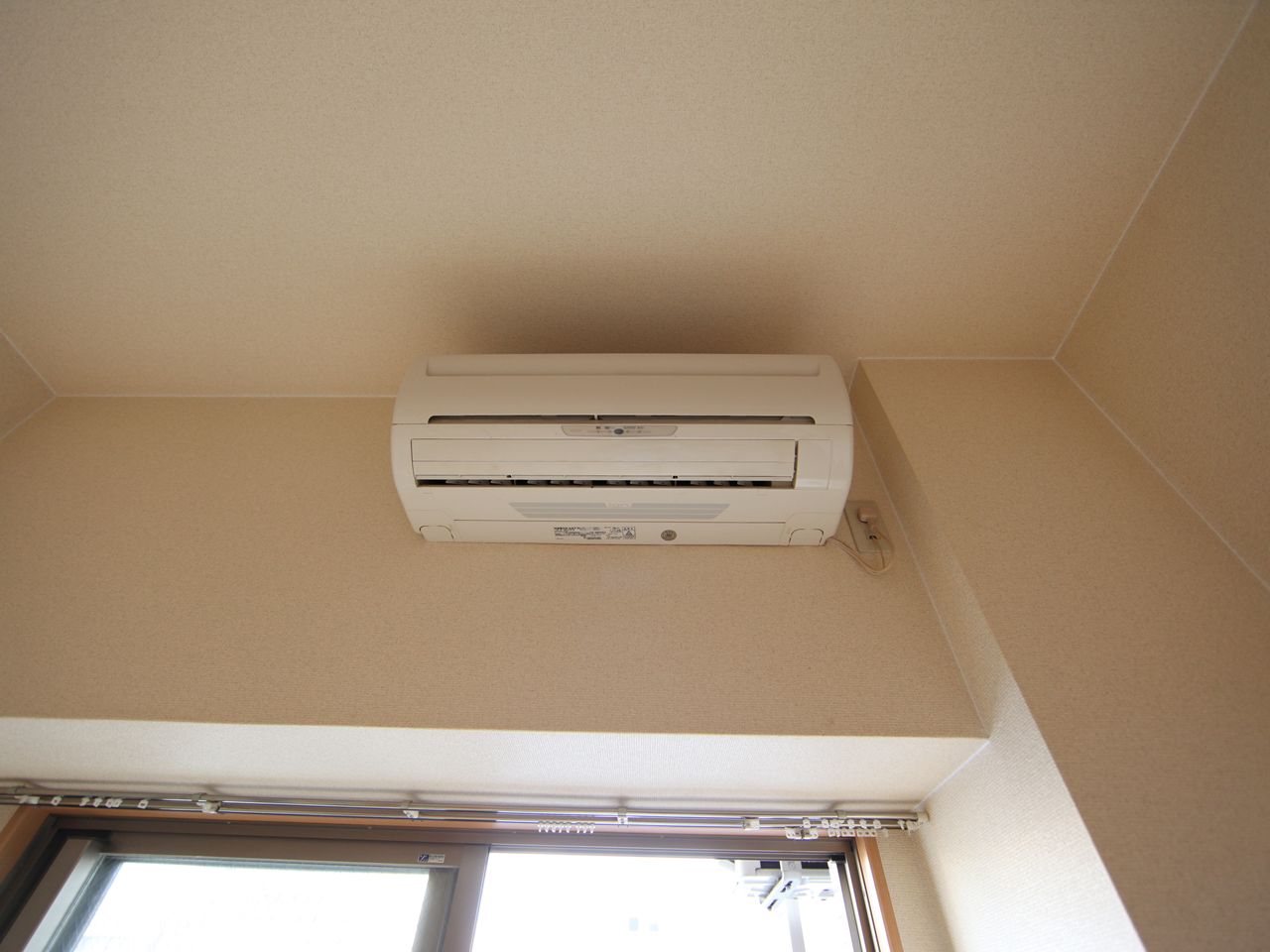 Other Equipment. Air-conditioned